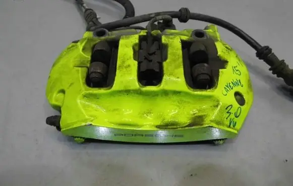 Porsche Cayenne (92A) Rear brake caliper