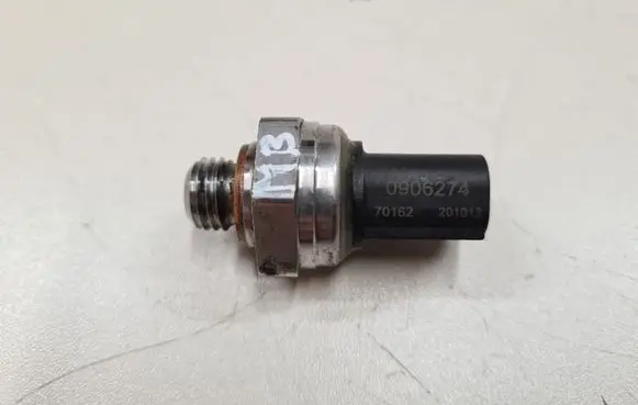 Mercedes-Benz E W211 Air conditioning (A/C) pressure sensor 0906274 70162 201013