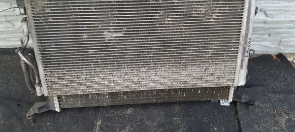 Renault Laguna III Coolant radiator