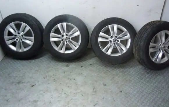 Skoda Kodiaq R17 alloy rim 