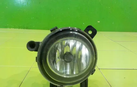 BMW 1 F20 F21 Front fog light 7248911 LEWY