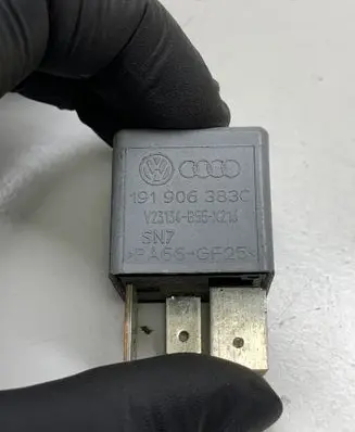 Volkswagen Golf IV Other relay 191906383C 167