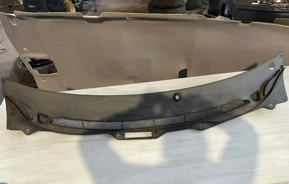 Volvo V70 Other engine bay part 30763847
