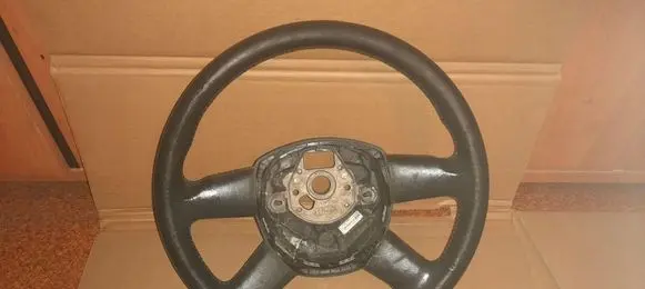 Audi A4 S4 B7 8E 8H Steering wheel 8P0