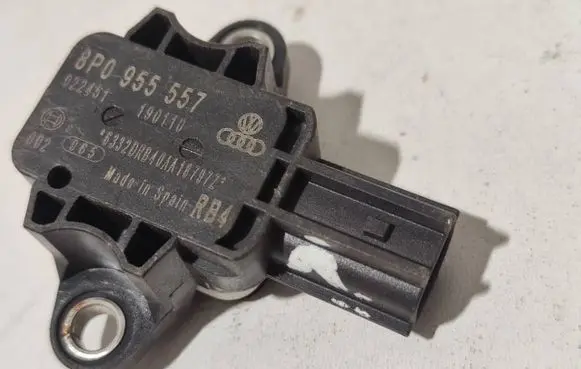 Audi A4 S4 B7 8E 8H Airbag deployment crash/impact sensor 8P0955557 022451 190110