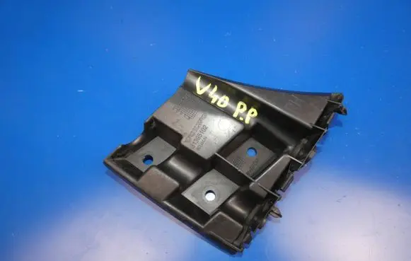 Volvo V40 Front bumper mounting bracket 31395090