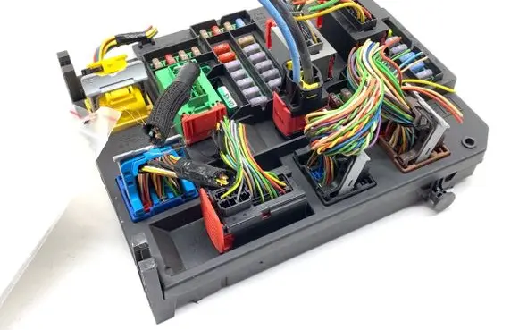 Peugeot 508 Other control units/modules 9806687980