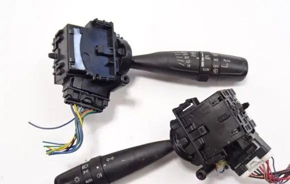 Suzuki Swift II A set of switches 