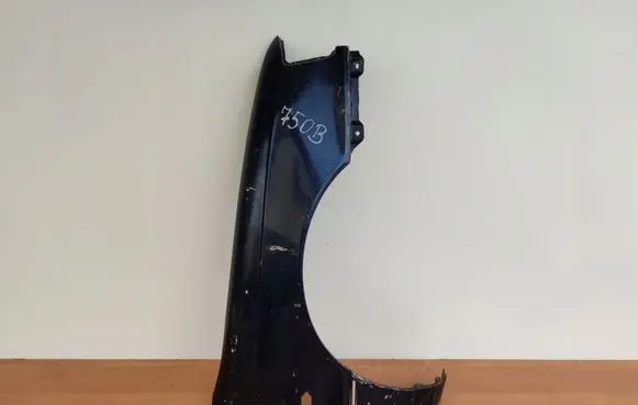 Hyundai Lantra I Fender