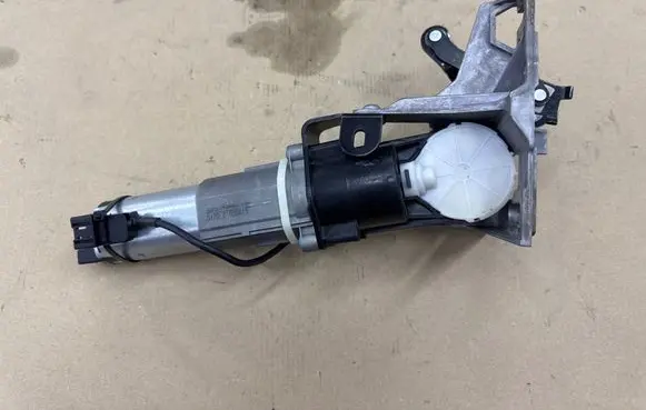Audi A8 S8 D4 4H Tailgate/trunk/boot lift motor 4H0827851D