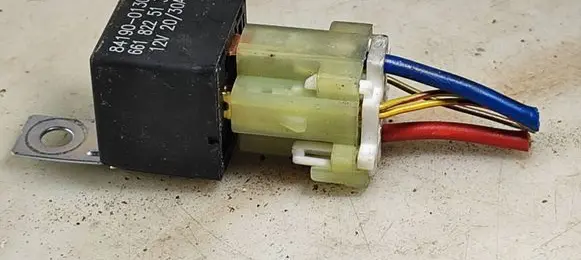 SsangYong Actyon Other relay 8419001301 6618225138