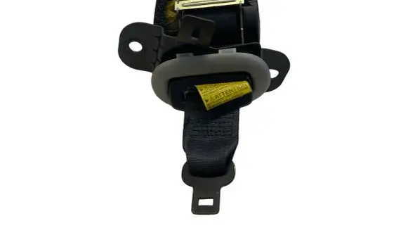 Middle seatbelt (rear)