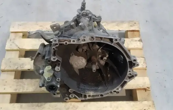 Peugeot Partner Manual 5 speed gearbox 20DP37
