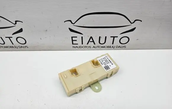 Mercedes-Benz GL X166 Tailgate/trunk control unit/module A1669003708 A1669016302 A1669024104
