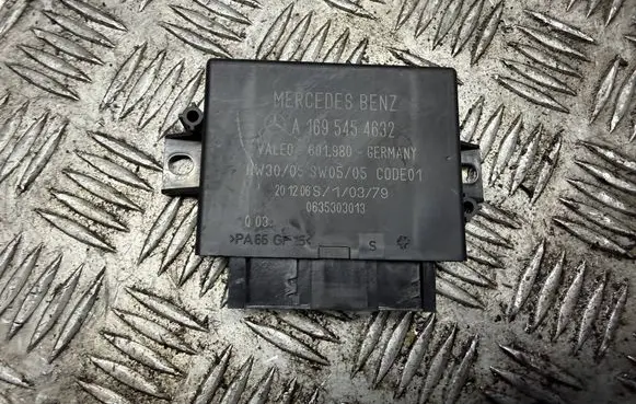Mercedes-Benz B W245 Parking PDC control unit/module A1695454632