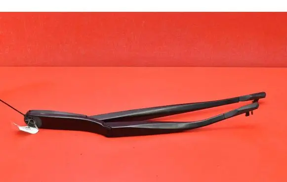 Front wiper blade arm