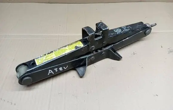 Toyota Avensis T250 Lift Jack 0911105031