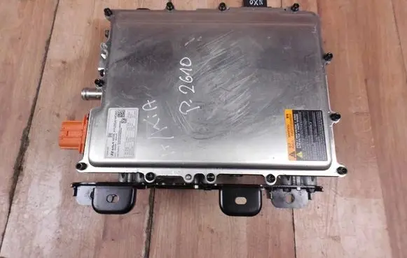 Hyundai Tucson IV NX4 Battery charger (optional) 364003DAJ5
