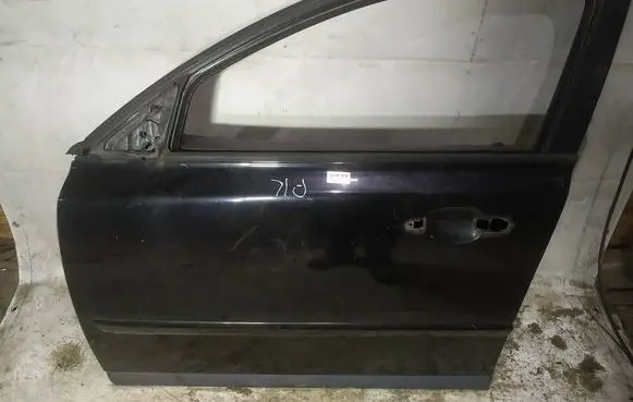 Volvo S40 Front door juodos
