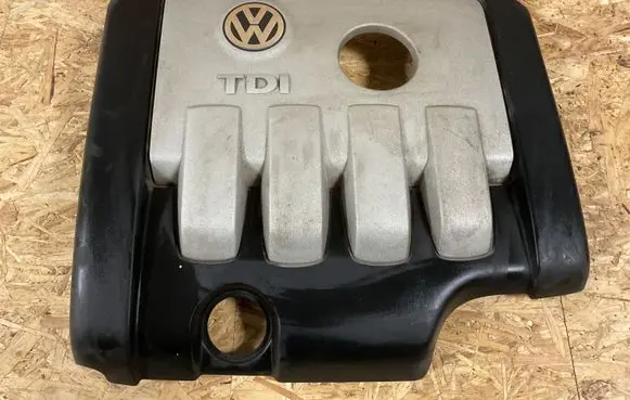Volkswagen PASSAT B6 Engine cover (trim) 03G103925BT 03G103925BF VW03G103