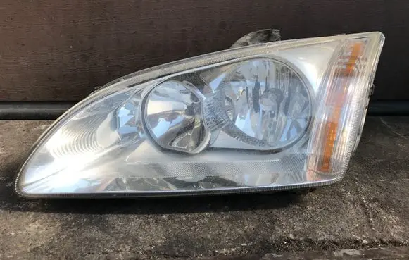 Ford Focus Headlight/headlamp 4M5113W030AF