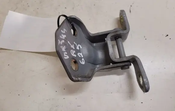 KIA Carens I Front door upper hinge
