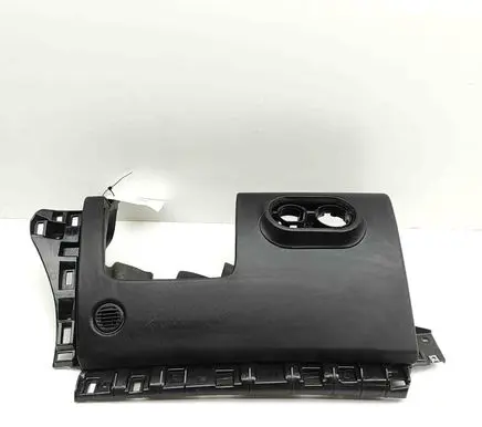 Maserati Levante Dashboard lower bottom trim panel 670067051 670047404