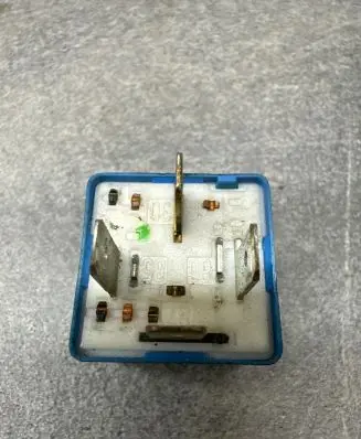 Audi A4 S4 B6 8E 8H Other relay 8D0951253A