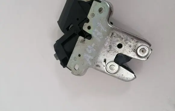 Audi A4 S4 B7 8E 8H Tailgate/trunk/boot lock/catch/latch 4F5827505D