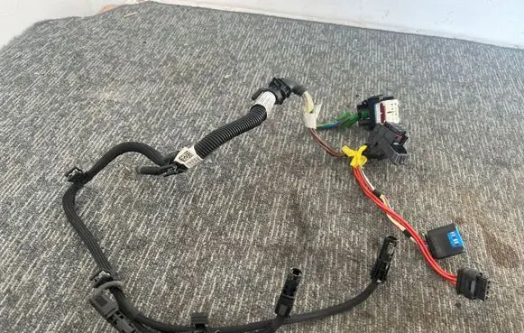 BMW X1 F48 F49 EUR ISO radio connector 