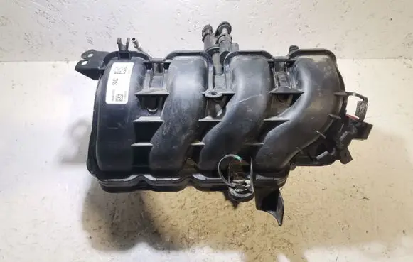 Chevrolet Volt I Intake manifold 55568900 0280151253
