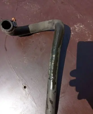 Mercedes-Benz Sprinter W901 W902 W903 W904 Engine coolant pipe/hose 9018324923