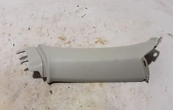 Volvo XC60 (D)pillar trim (top) 31425699
