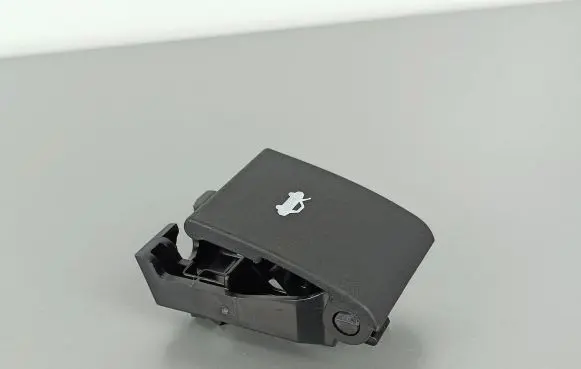 Jeep Grand Cherokee WL Engine bonnet (hood) release handle