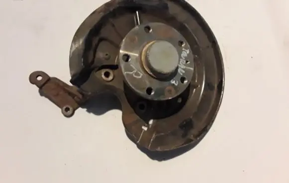 Volkswagen Touran II Front wheel hub
