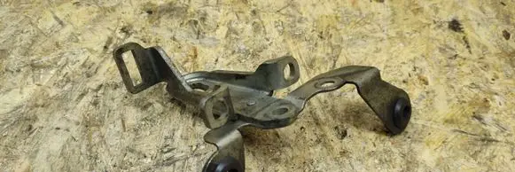 Mercedes-Benz ML AMG W164 Engine mounting bracket A1562231341