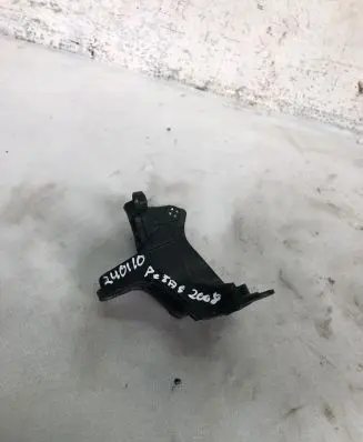 Peugeot 2008 II Engine mounting bracket 9815492580