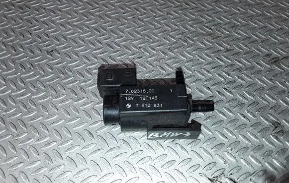 BMW 3 F30 F35 F31 Vacuum valve 7810831