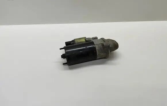 BMW 5 E60 E61 Starter motor 7536690 0001108208 753669002
