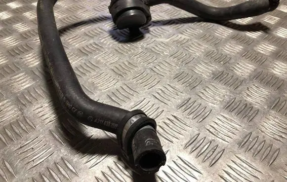 Mercedes-Benz E W211 Engine coolant pipe/hose A2118323394 DBL625411