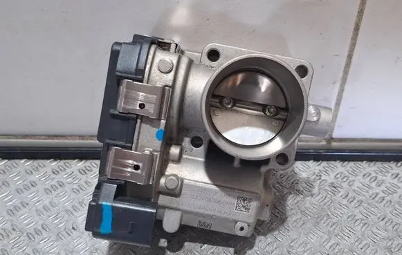 Fiat 500E Throttle body valve 44TCF3F3
