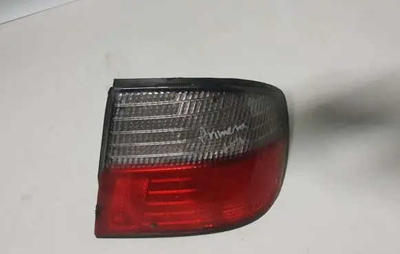 Nissan Primera Rear/tail lights