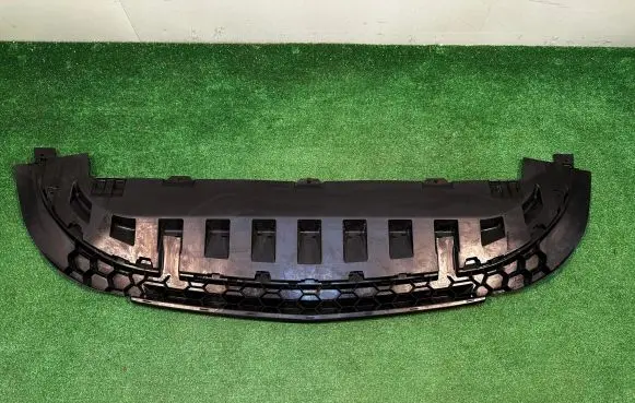 Mercedes-Benz Vito Viano W447 Front bumper skid plate/under tray A4478856400