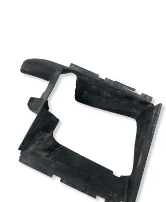 Audi Q7 4L Intercooler air guide/duct channel 4L0117335