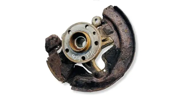 Volvo V70 Front wheel hub 