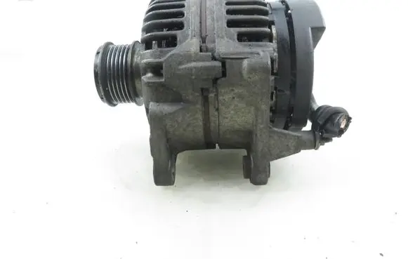 Volkswagen Golf IV Generator/alternator 0124325001 038903023L