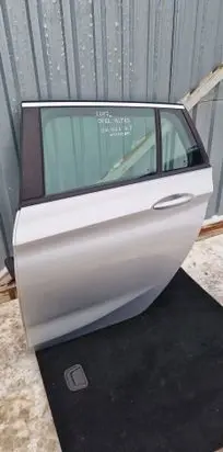 Opel Astra K Rear door 