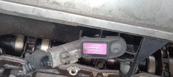 Peugeot 607 Air pressure sensor 0261230041