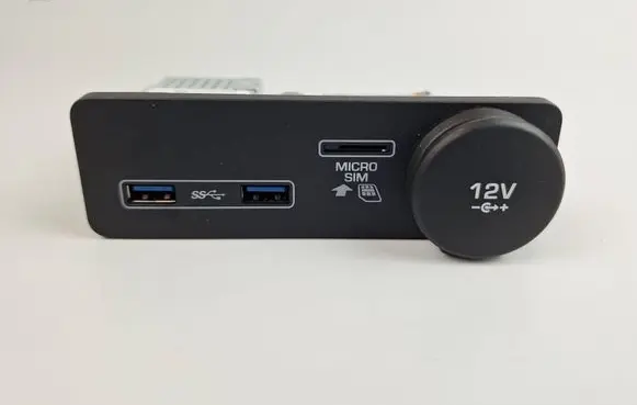 Jaguar E-Pace USB socket connector JPLA19E110BB