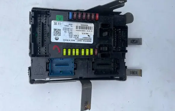 Jeep Compass Fuse box set P68409791AG 28684577